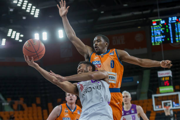 赛的另一个 赛的另一个