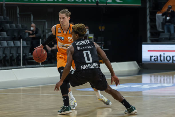 适应德比的 适应德比的